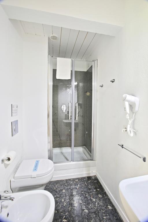 Budget Rooms Cagliari Luaran gambar