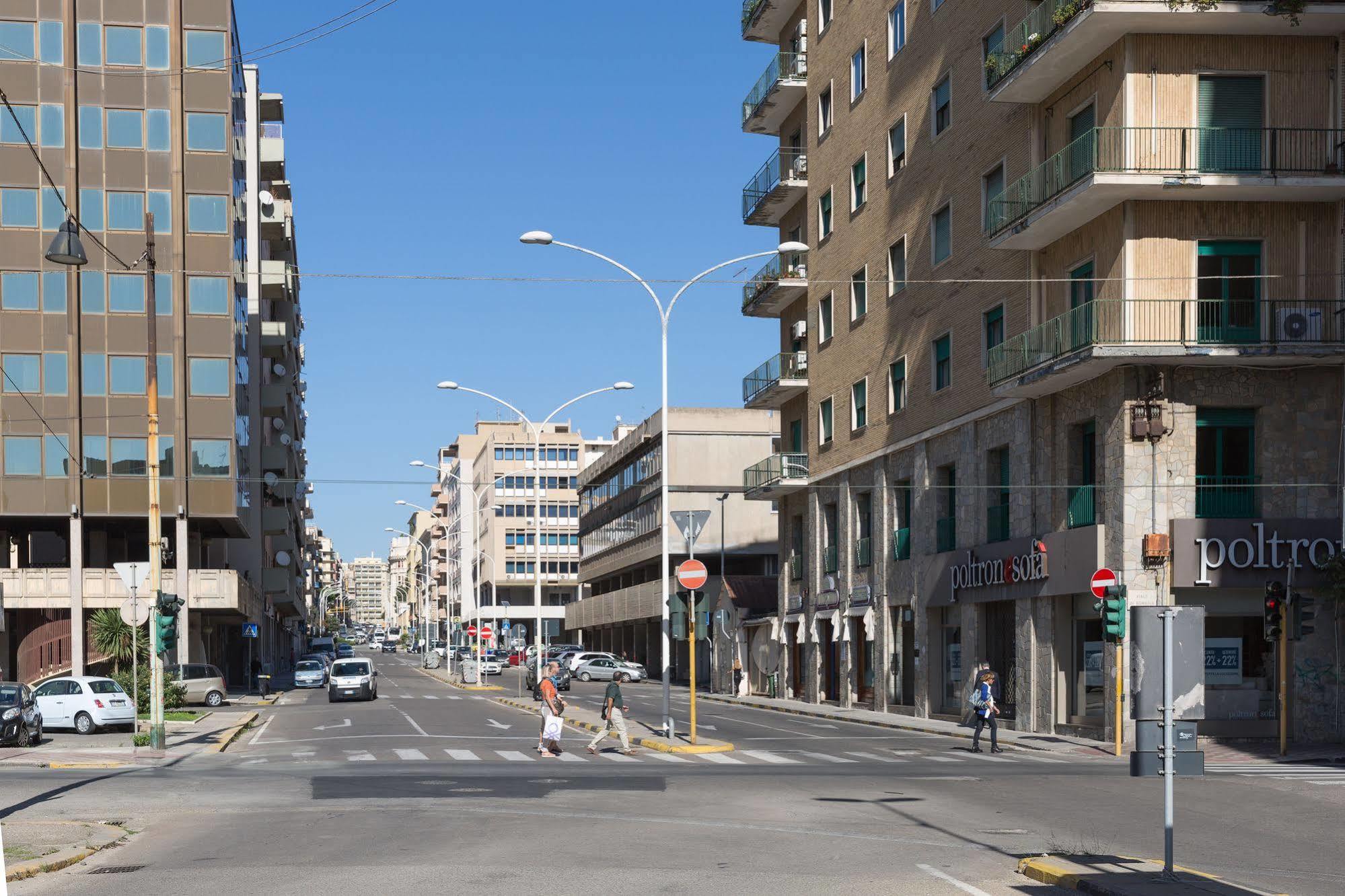 Budget Rooms Cagliari Luaran gambar