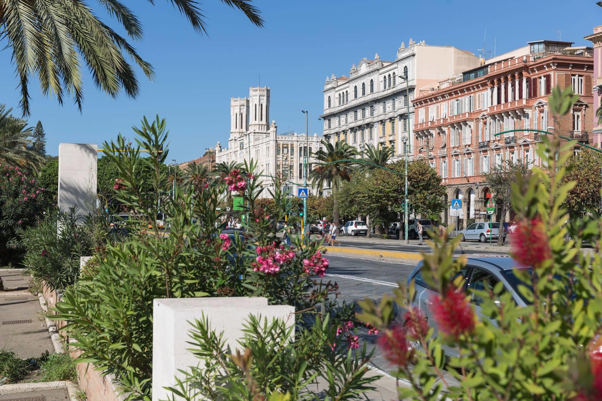 Budget Rooms Cagliari Luaran gambar