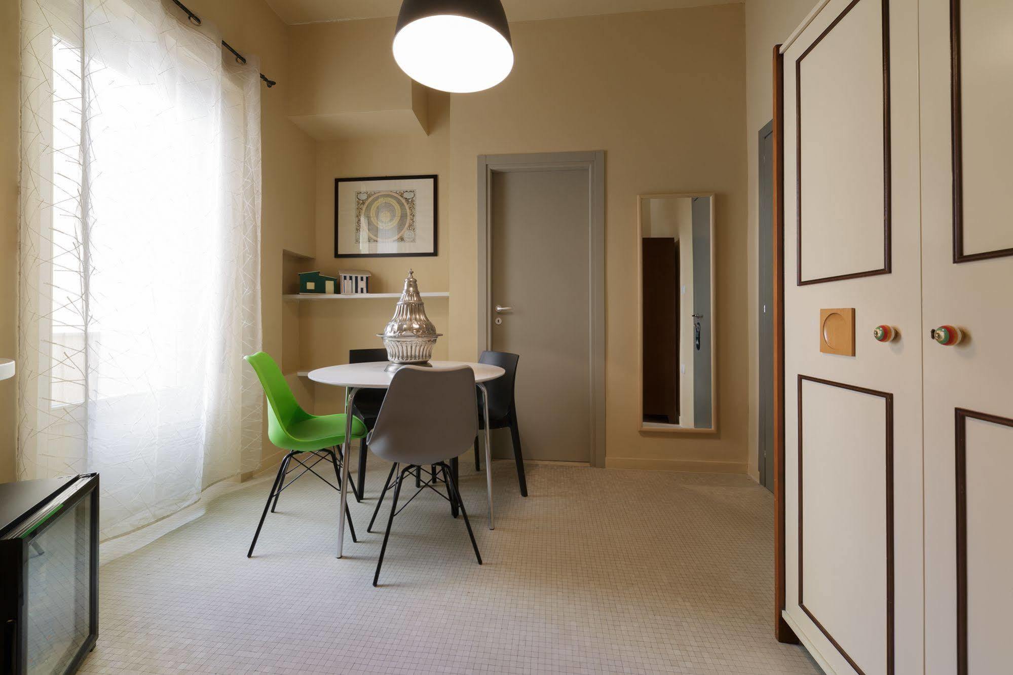 Budget Rooms Cagliari Luaran gambar